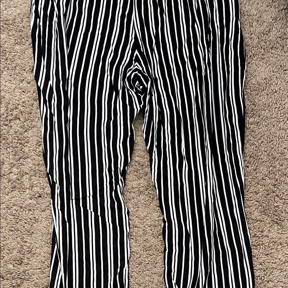 Striped Paperbag Waist Pants - Picture 2 of 5